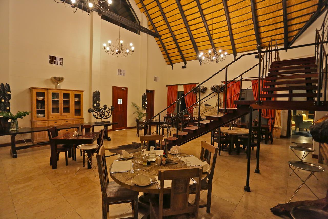 La Rochelle Lodge โอเคาเควโย ภายนอก รูปภาพ
