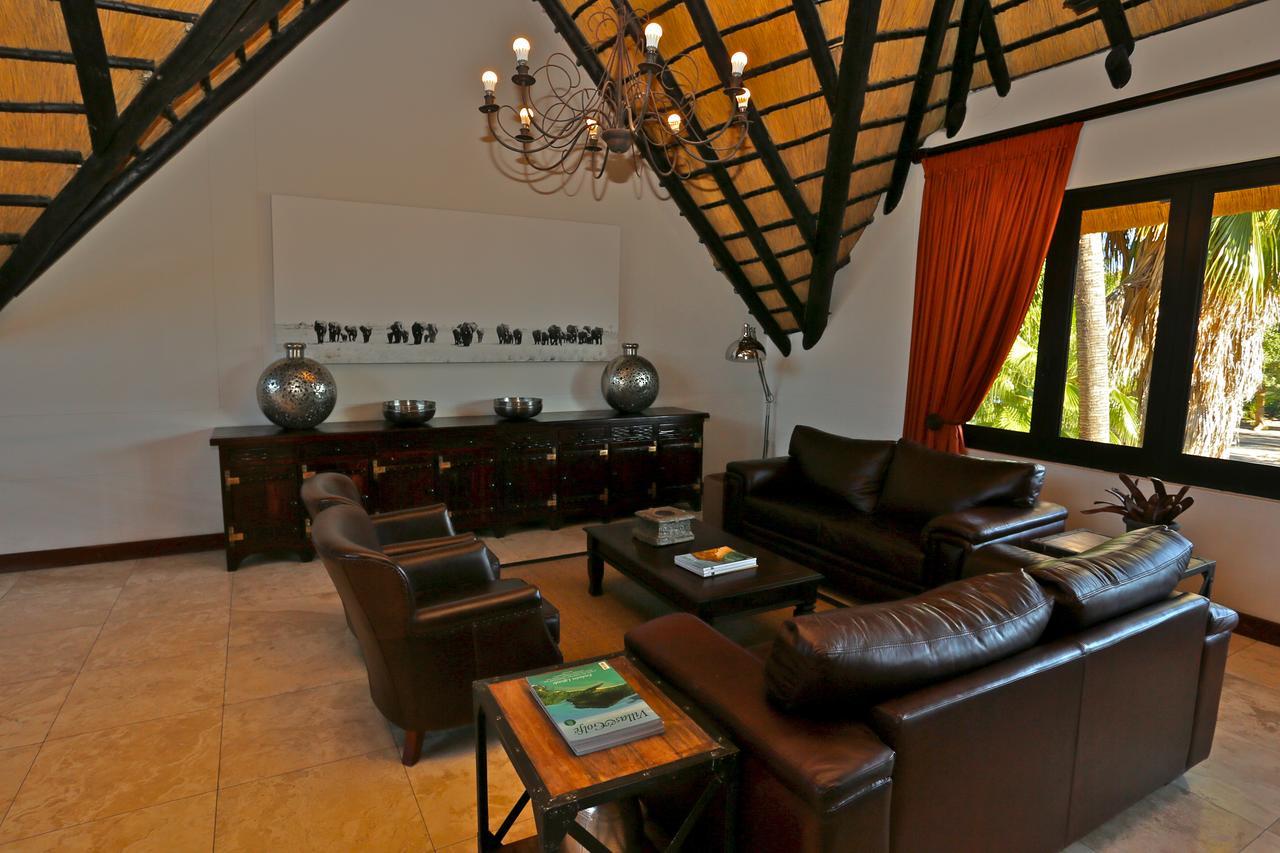 La Rochelle Lodge โอเคาเควโย ภายนอก รูปภาพ