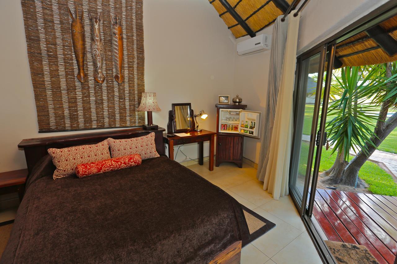 La Rochelle Lodge โอเคาเควโย ภายนอก รูปภาพ