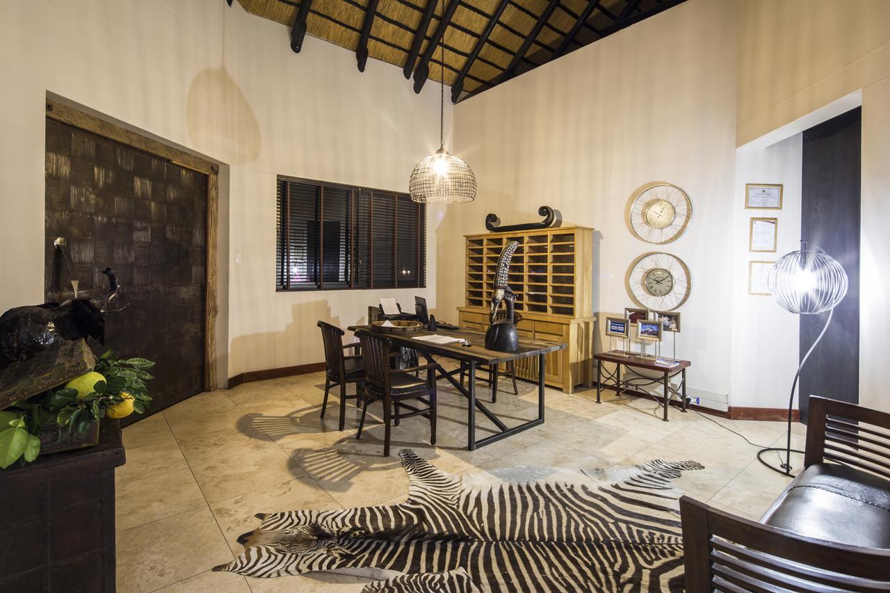 La Rochelle Lodge โอเคาเควโย ภายนอก รูปภาพ