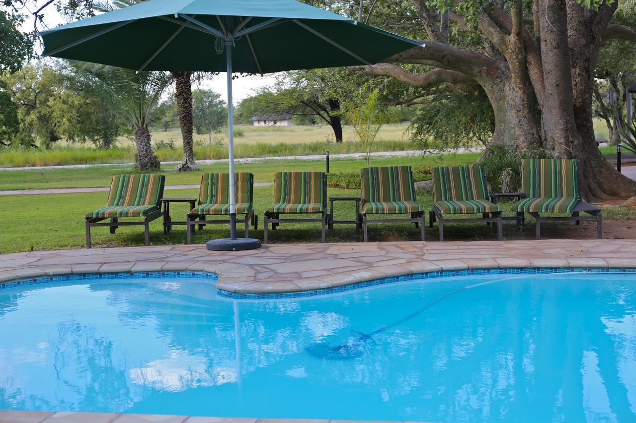 La Rochelle Lodge โอเคาเควโย ภายนอก รูปภาพ