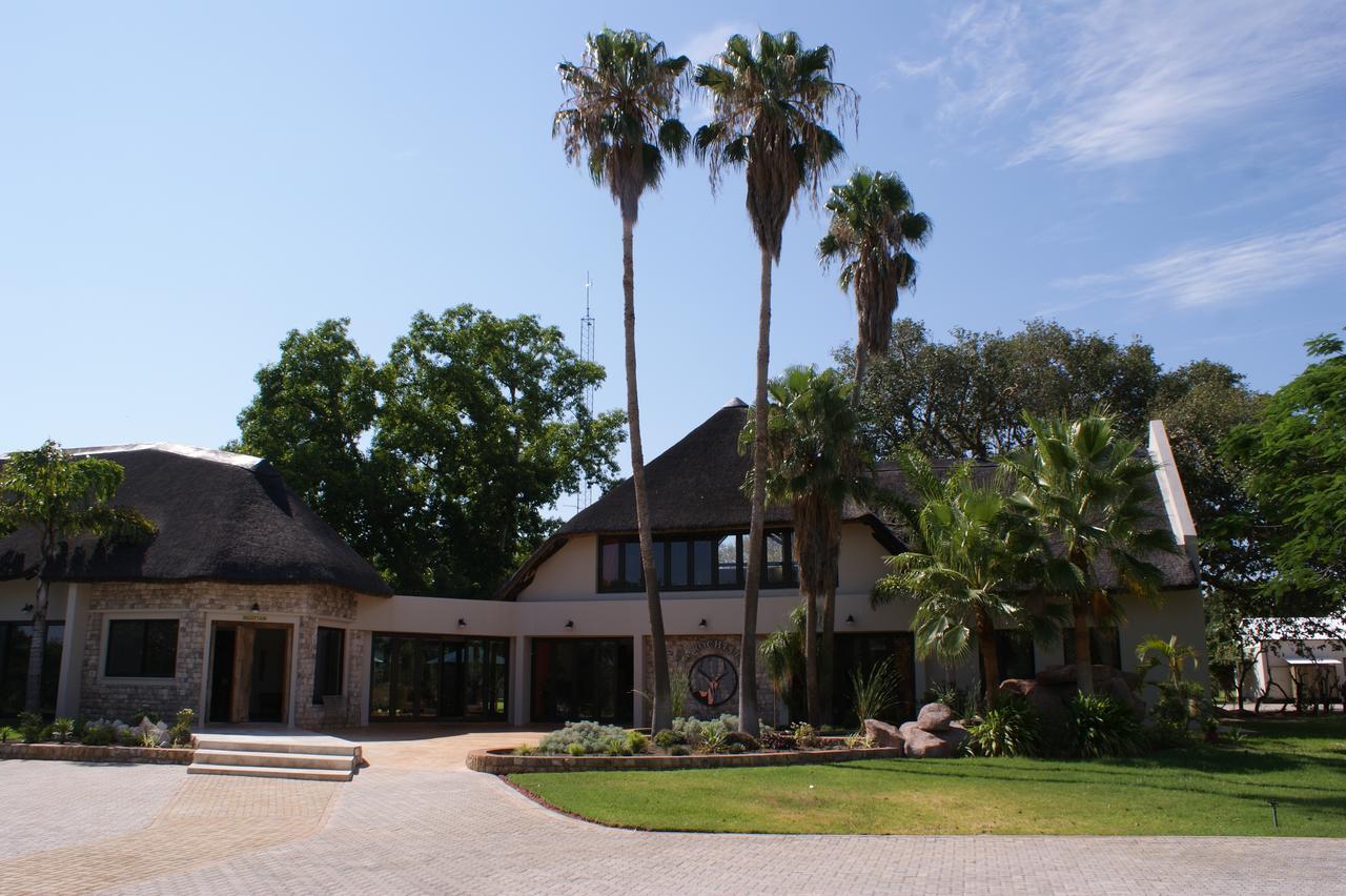 La Rochelle Lodge โอเคาเควโย ภายนอก รูปภาพ