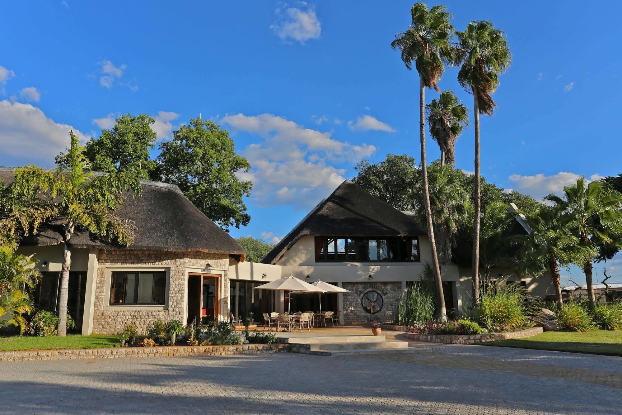 La Rochelle Lodge โอเคาเควโย ภายนอก รูปภาพ