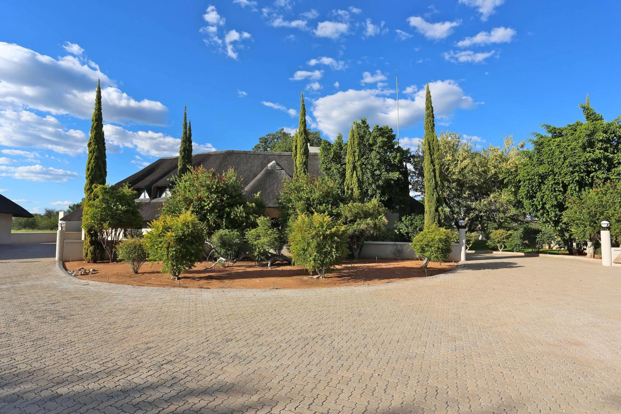 La Rochelle Lodge โอเคาเควโย ภายนอก รูปภาพ